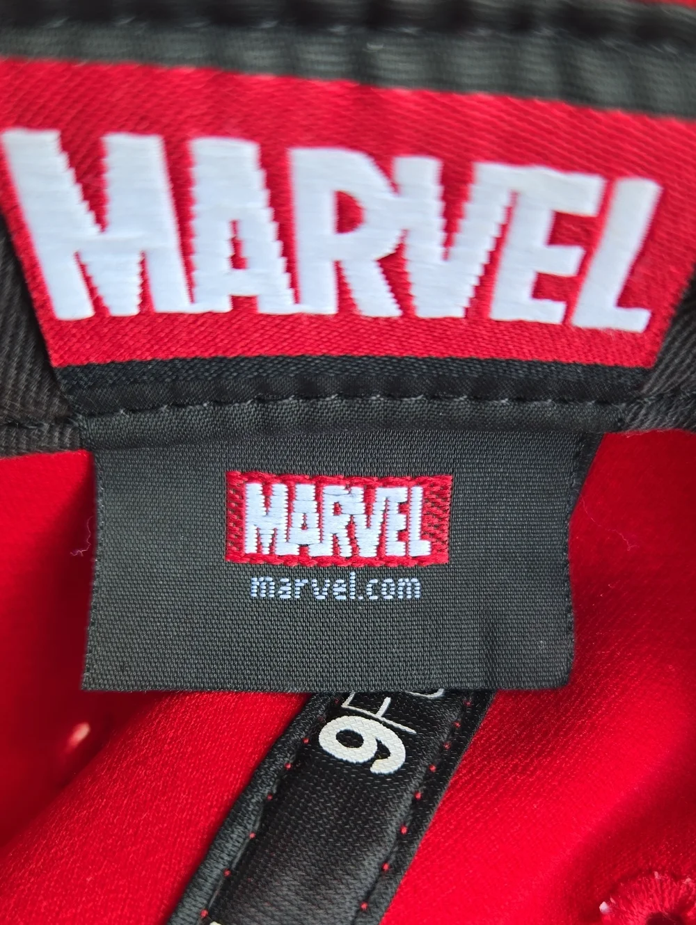 New Era x Marvel Spider-Man 9FORTY Youth Adjustable Cap Red Unisex